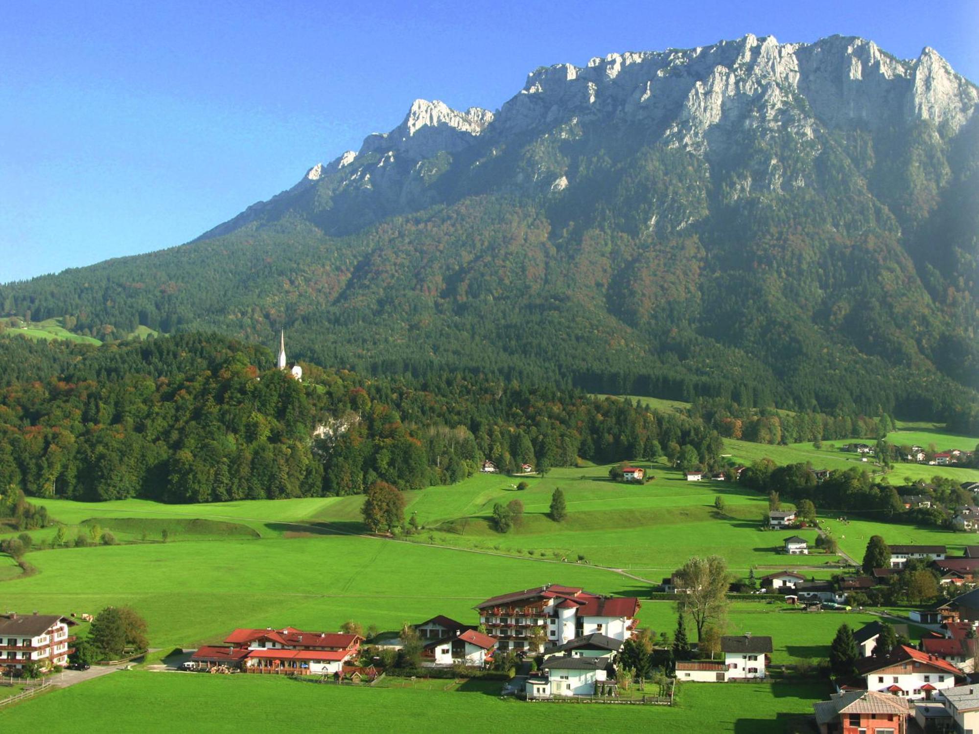 Daskaiser - Dein Gartenhotel In Tirol Ebbs Exterior foto